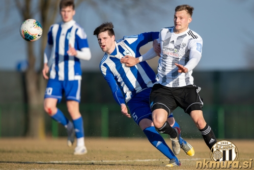 Kevin Žižek v dvoboju z igralcem Odranec.