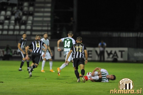 Prekršek Klemna Šturma za rumeni karton.