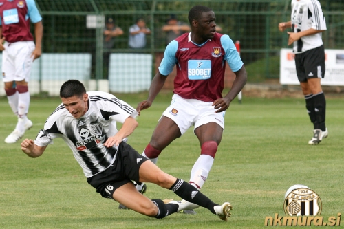 Aleksandar Markovič se nahaja na preizkušnji.