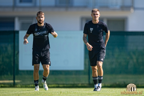 Nik Lorbek in Luka Bobičanec.