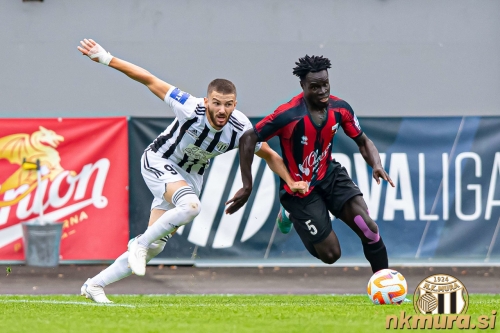 Dardan Shabanhaxhaj in Denis Kouao.