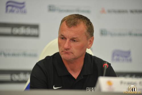 Franc Cifer na novinarski konferenci pred tekmo Arsenal Kyiv : Mura 05.