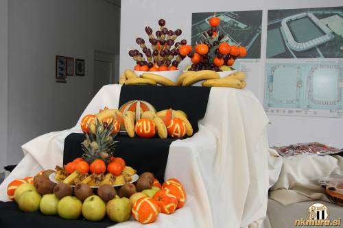 Dekoracija v prostorih Mure 05.