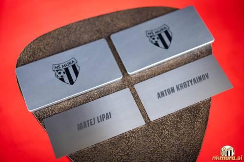 Spominski ploščici.