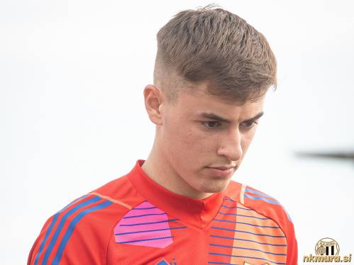 Aljaž Strajnar na tekmi proti Radomljam (3. maj 2025).