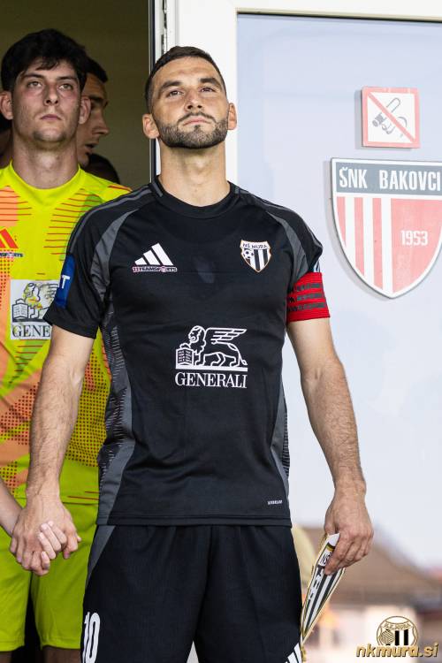 Kapetan Nino Kouter.