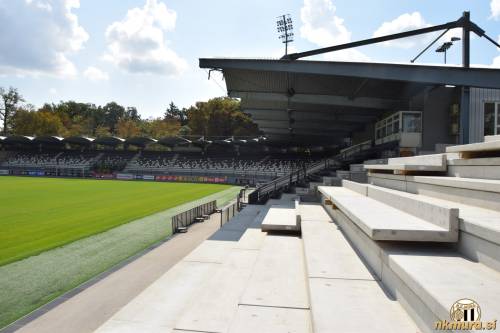 Severozahodna tribuna. Severozahodna tribuna.