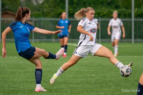 Noelle Vilčnik v dvoboju z igralko Ljubljane.