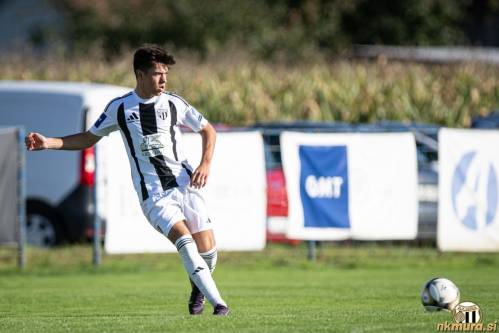 Luka Svjetlanović na tekmi proti Cvenu.