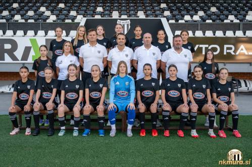 Ženska ekipa U14 jeseni 2025. Zgornja vrsta: Ajda Artenjak, Elena Kocet, Izabela Lukač, Zala Kreft, Eva Horvat, Teja Horvat, Alina Raduha. Srednja vrsta: Lara Duronjić, Sara Kramberger (tehnični vodja), Robert Berendijaš (pomočnik trenerja), Aleksandar Pejčić (trener), Edi Pucko (tehnični vodja), Andrej Škodnik (tehnični vodja), Ana Frešer. Spodnja vrsta: Lia Ratko Horvat, Alisa Ema Pucko, Miša Krčmar, Teja Duh, Lana Kramberger, IskraPejčić, Ela Škodnik, Maša Cvetko, Eva Gabor.