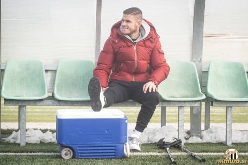 Soigralce je na uvodnem treningu priprav za spomladanski del sezone 2025/26 prišel pozdravit Luka Bobičanec.