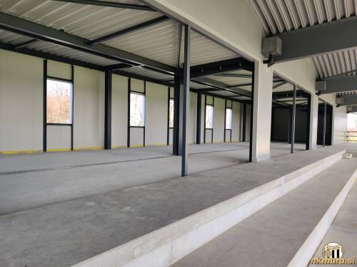Prostori za severozahodno tribuno.