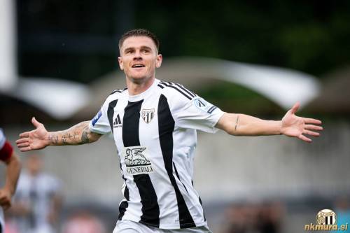 Luka Bobičanec je s šestimi asistencami najboljši podajalec Mure v sezoni 2025/2026.