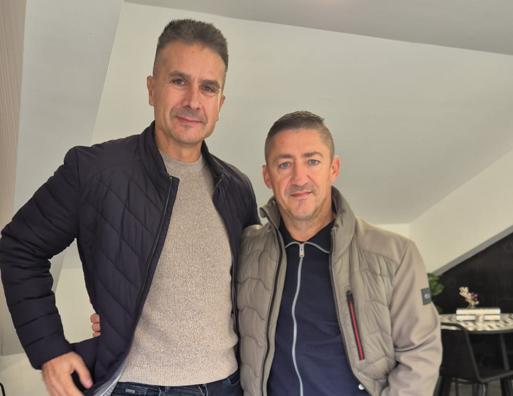 Vladimir Kožul in Vladimir Kokol v Murinem baru, 27. oktobra 2025. Vladimir Kožul in Vladimir Kokol v Murinem baru, 27. oktobra 2025.