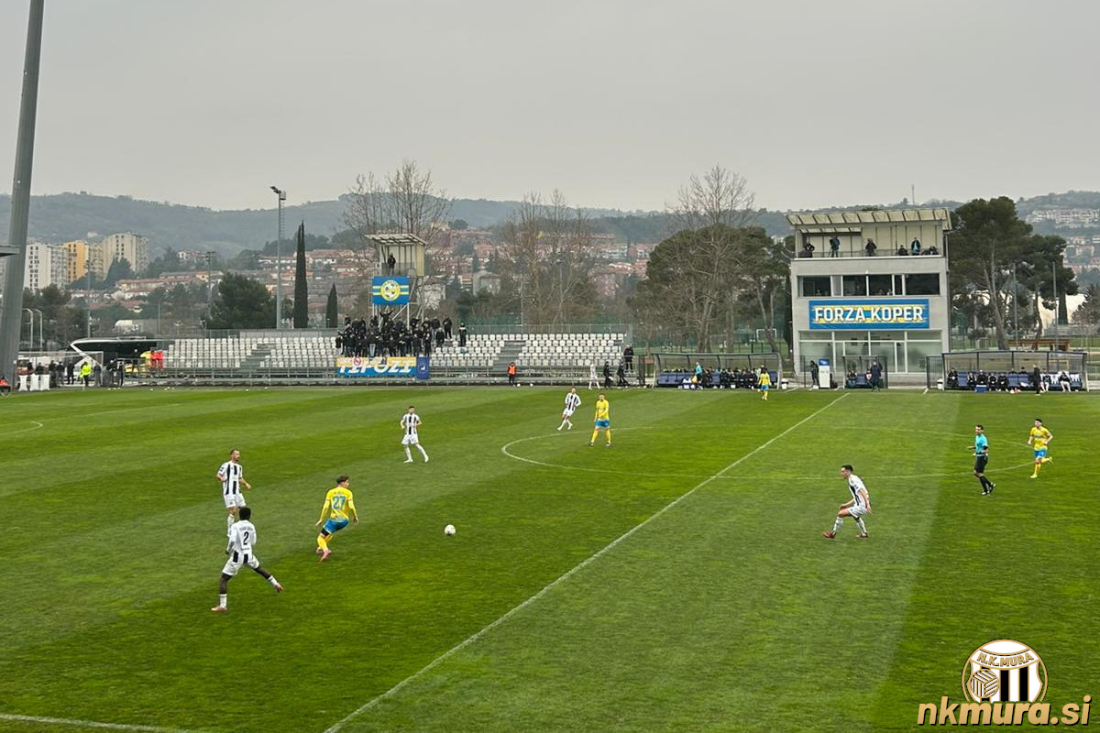Utrinek s tekme med Koprom in Muro.