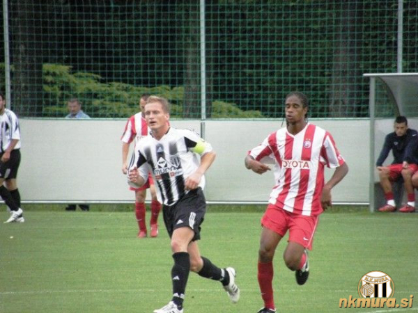 Darjan Slavic na tekmi proti Crveni zvezdi.